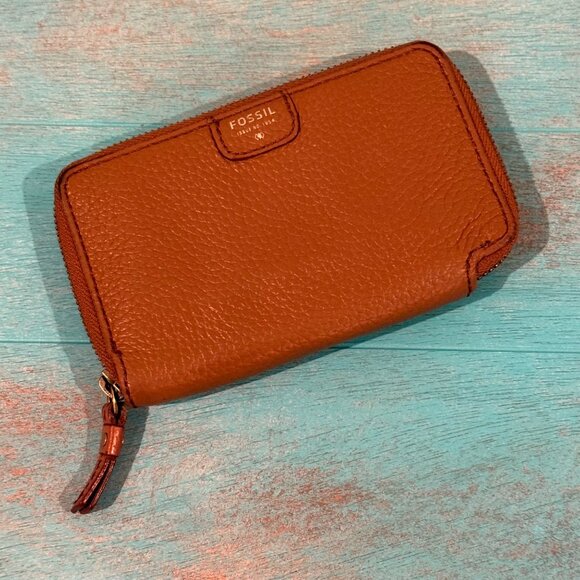 Fossil Brown Leather Zip-Around Wallet With Coin Pocket - Picture 1 of 9